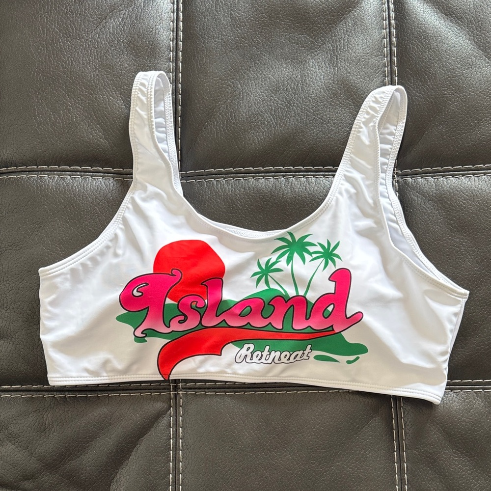 White Island Retreat Padded Bathing Suit Top